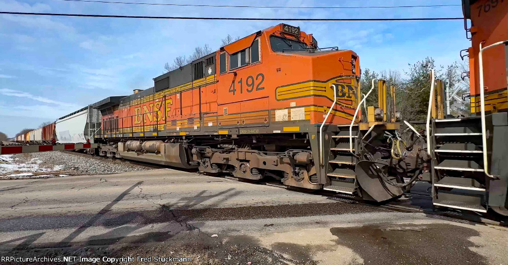 BNSF 4192